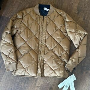 Calvin Klein Diamand Quilted Reversible Puffer Mens Medium